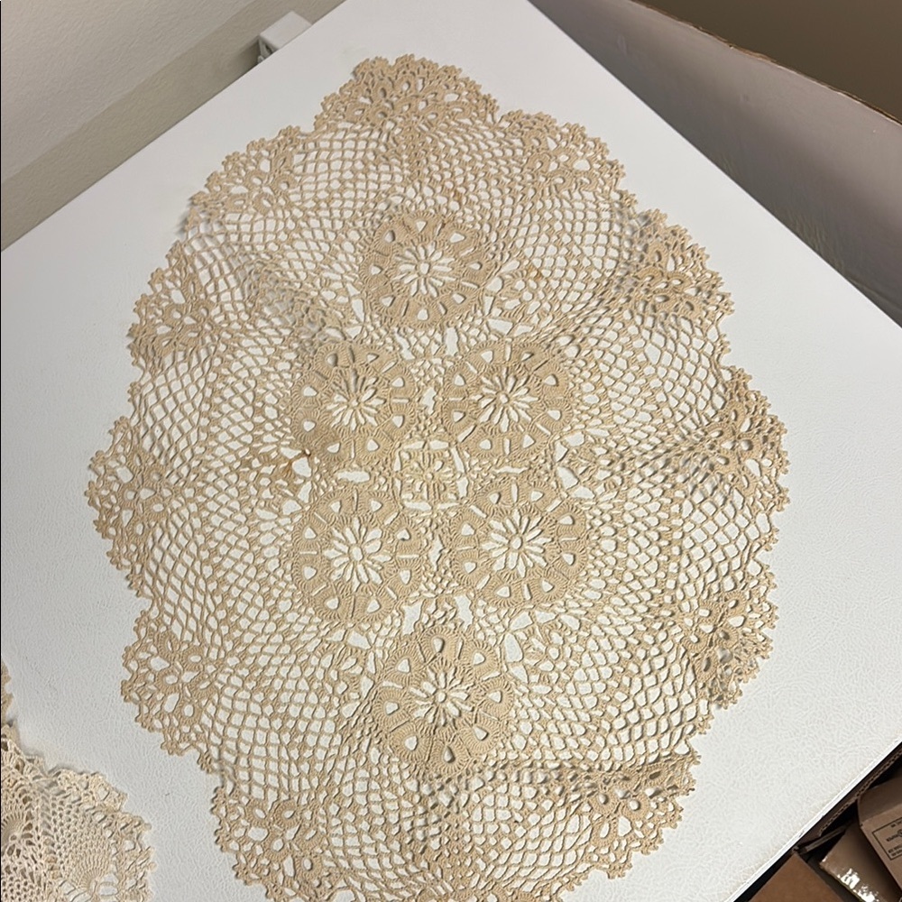 Vintage Crochet Doilies Set in Cream Set of 8 - Picture 8 of 16